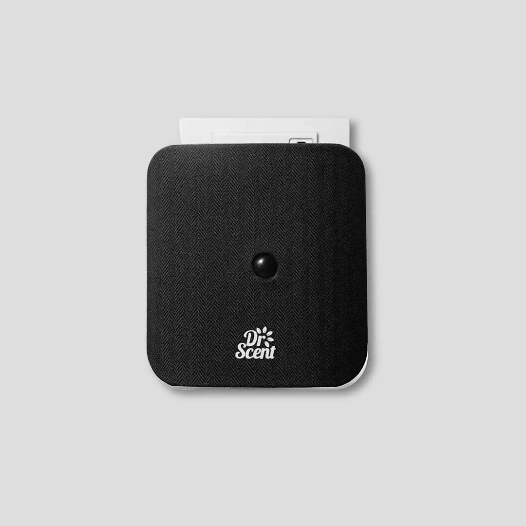 plug-in aroma diffuser with motion sensor and night light